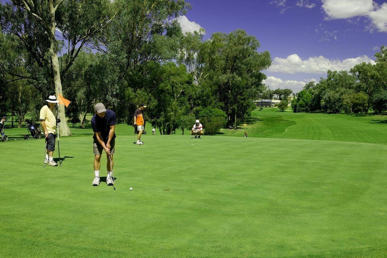 Commercial Golf Resort Albury Exterior foto